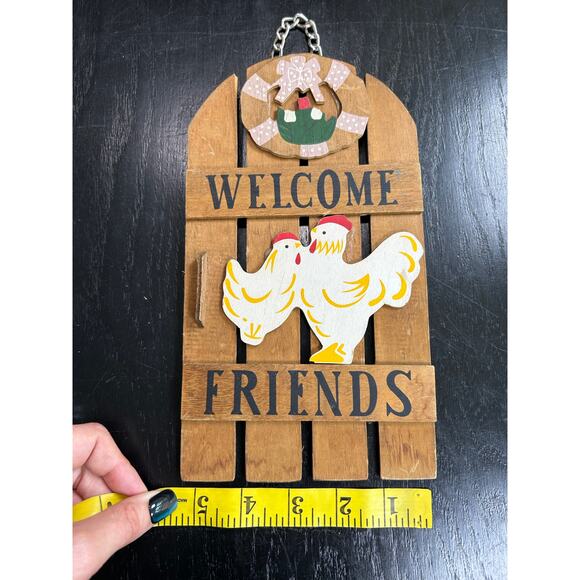 Vintage- Welcome Sign- Chickens- farmhouse tulips- wooden mini wall hanger - Picture 4 of 5